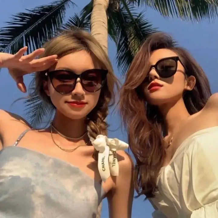 索女·丧尸·机关枪